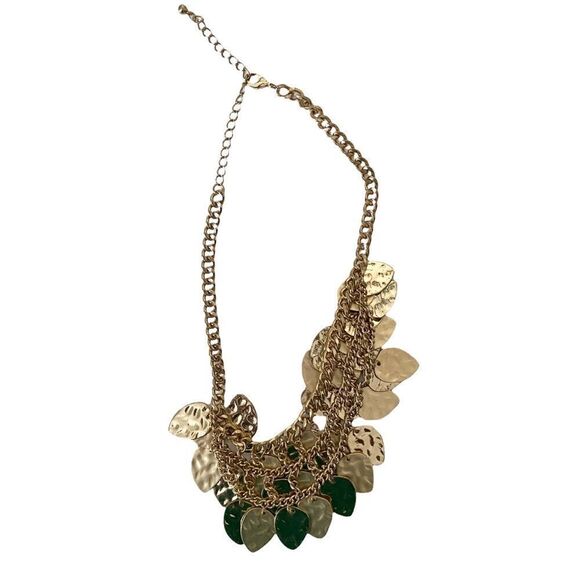 Layered Texture Leaves Shape Chunky Metal Necklace in Vintage Gold Tone - Picture 5 of 5